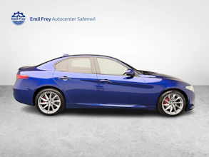 https://vehicle.imgix.net/4463745/71fa4046-03c5-4d98-b733-5f2c4bc4f2e1.jpg