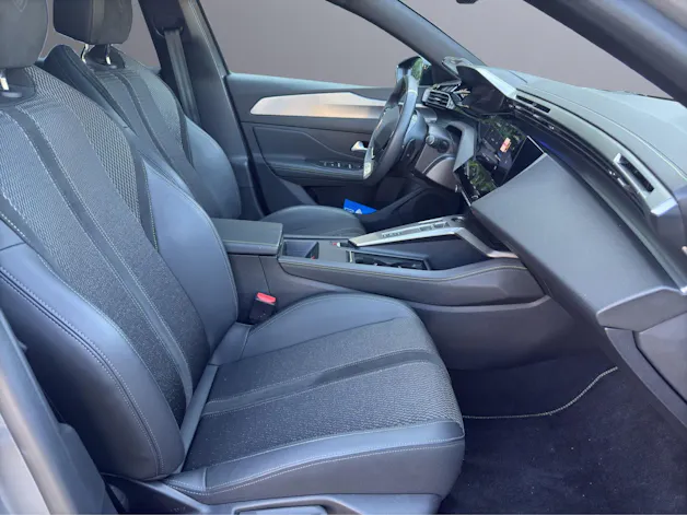 PEUGEOT 308 SW 1.2 Hybrid GT