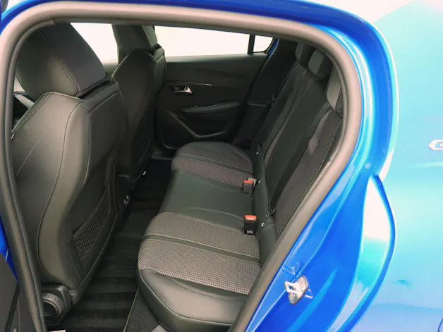 PEUGEOT 208 1.2 PureTech GT