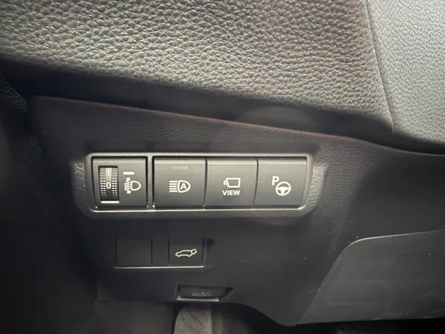 Toyota Corolla Cross 2.0 HSD Premium AWD-i