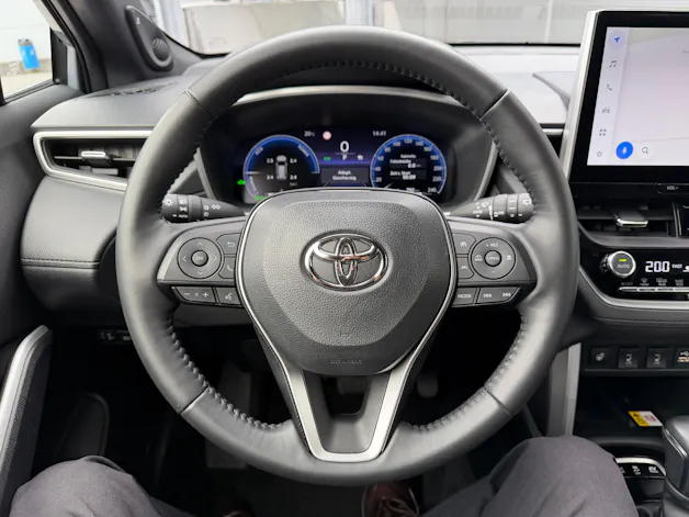 Toyota Corolla Cross 2.0 HSD Premium AWD-i