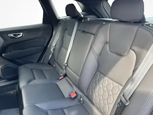 VOLVO XC60 2.0 T8 TE Ultra Dark eAWD