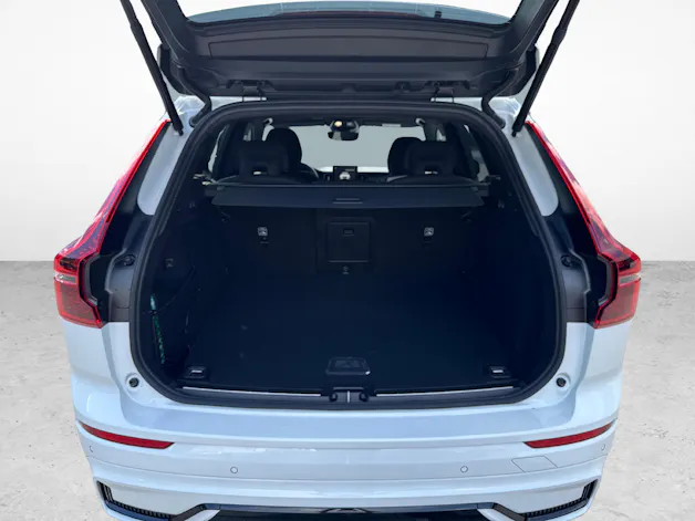 VOLVO XC60 2.0 T8 TE Ultra Dark eAWD