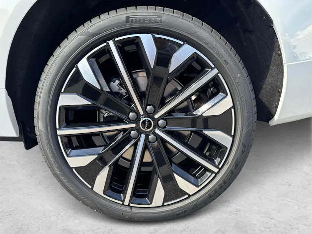 VOLVO XC60 2.0 T8 TE Ultra Dark eAWD