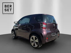 Toyota iQ 1.33 VVT-i Q3 MiD