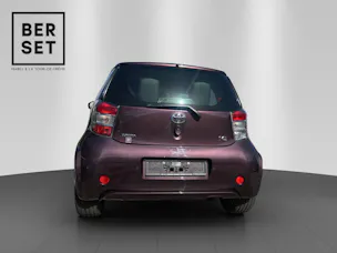 Toyota iQ 1.33 VVT-i Q3 MiD