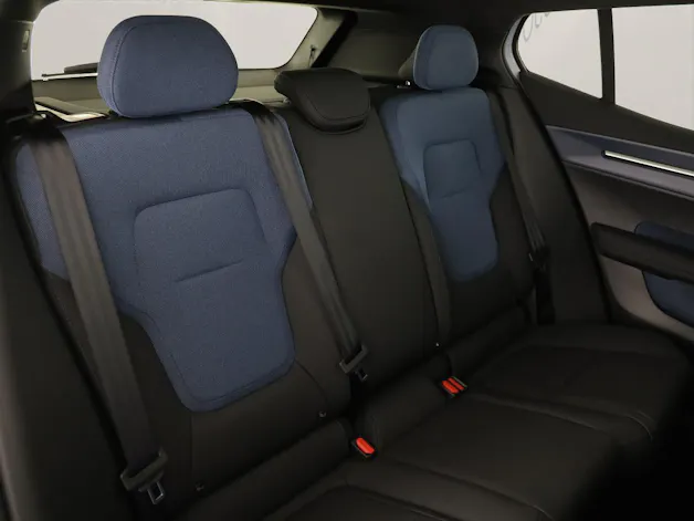 VOLVO EX30 CC E60 Twin Performance AWD
