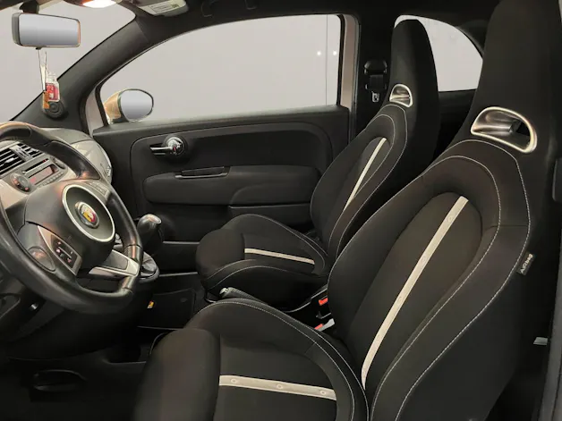 FIAT 595 Abarth 1.4 T-Jet 140