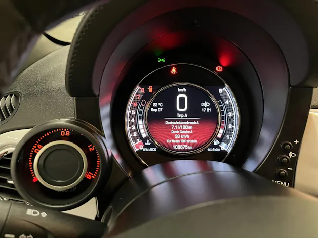 FIAT 595 Abarth 1.4 T-Jet 140