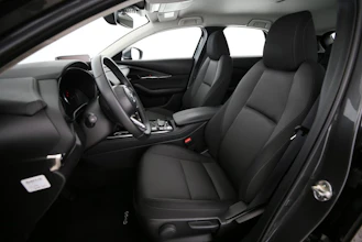 https://vehicle.imgix.net/4463898/69d25c1b-7e15-49d8-910d-7a61230482f8.jpg