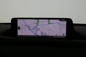 https://vehicle.imgix.net/4463898/95624793-18f6-47a6-9a7d-ee24275caf21.jpg