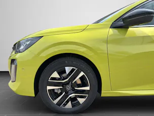 PEUGEOT 208 1.2 Hybrid Allure
