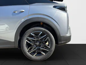 PEUGEOT 3008 1.2 Hybrid 145 Allure Premium