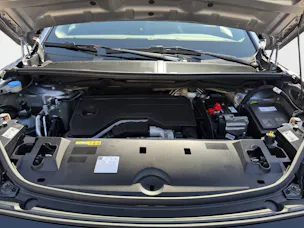 PEUGEOT 3008 1.2 Hybrid 145 Allure Premium