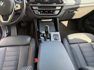 BMW X3 20d xDrive paddles