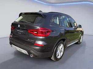 BMW X3 20d xDrive paddles