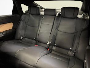 https://vehicle.imgix.net/4464005/18fa26b6-ecd9-4670-a29c-37b8c9489bfc.jpg