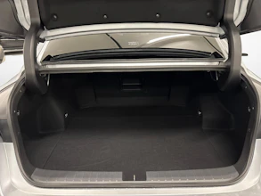https://vehicle.imgix.net/4464005/f2eb28ff-2046-4b1b-b57c-5fd360665874.jpg