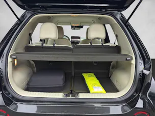 HYUNDAI Inster 49 kWh Electric Amplia