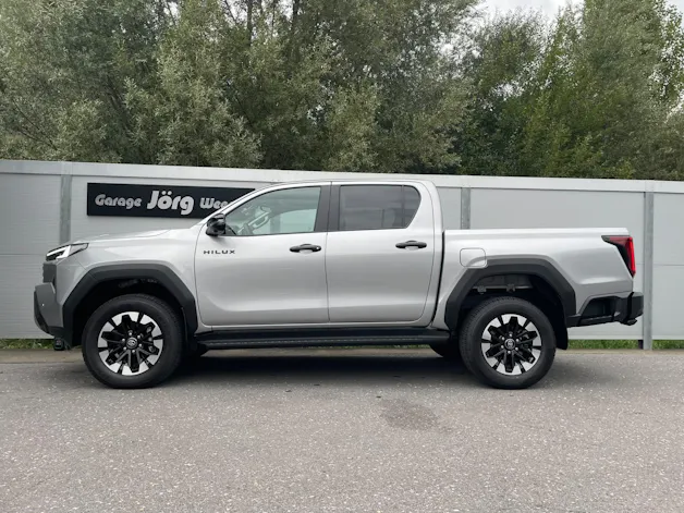 Toyota Hilux Double Cab.-Pick-up 2.8 D-4D MHEV 204 Style