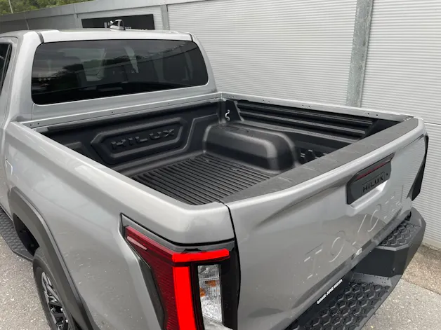 Toyota Hilux Double Cab.-Pick-up 2.8 D-4D MHEV 204 Style