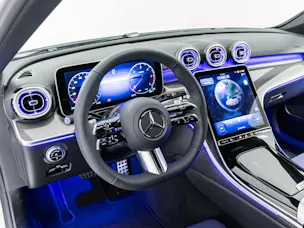 MERCEDES-BENZ C 220 d 4MATIC T-Modell Swiss Star