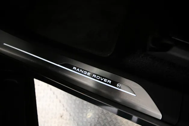 Land Rover Range Rover 4.4 V8 SV LWB