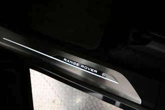 https://vehicle.imgix.net/4464118/a696cbf7-4b57-4a81-9b51-3aced0ffd5d2.jpg