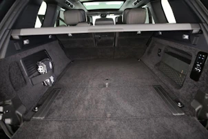Fahrzeugbild LAND ROVER Range Rover 4.4 V8 SV LWB