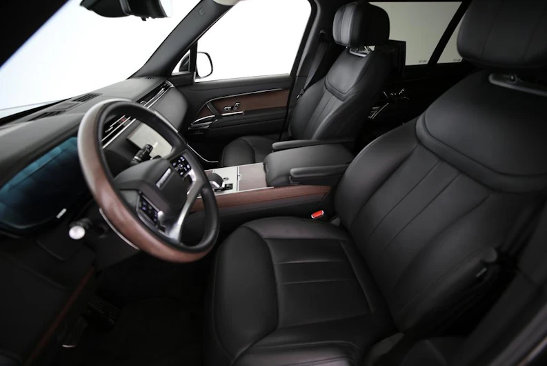 Fahrzeugbild LAND ROVER RANGE ROVER