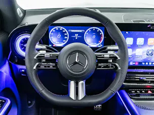 MERCEDES-BENZ GLB 220 4MATIC