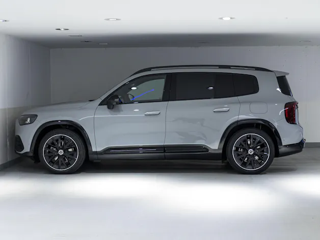 MERCEDES-BENZ GLB 220 4MATIC