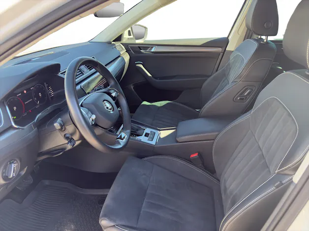 SKODA Superb Combi 2.0 TDI 200 Style 4x4 DSG