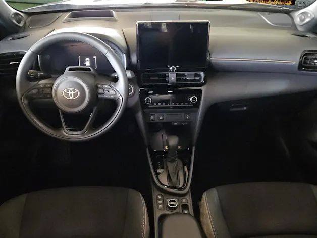 Toyota Yaris Cross 1.5 VVT-i HSD Premium AWD-i