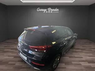 HYUNDAI i30 1.5 T-GDi Amplia