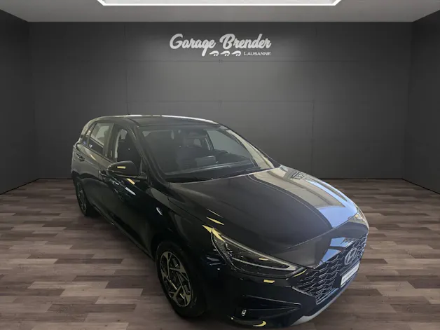 HYUNDAI i30 1.5 T-GDi Amplia