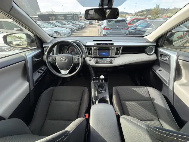 Toyota RAV4 2.2 D-4D 150 Style