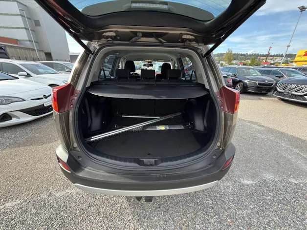 Toyota RAV4 2.2 D-4D 150 Style