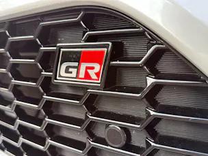 Toyota RAV4 2.5 Plug-In-Hybrid GR Sport inkl. Service Paket und Winterräder