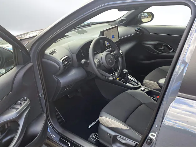 Toyota Yaris Cross 1.5 VVT-i HSD Premium AWD-i