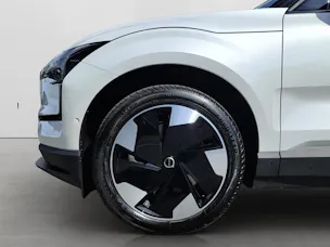 VOLVO EX30 E60 Twin Ultra Performance AWD