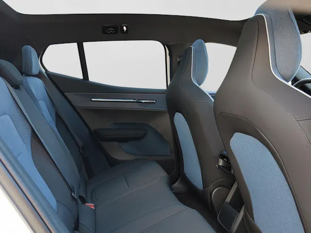 VOLVO EX30 CC P8 Ultra AWD