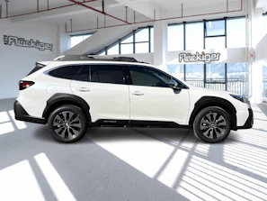 SUBARU OUTBACK 8