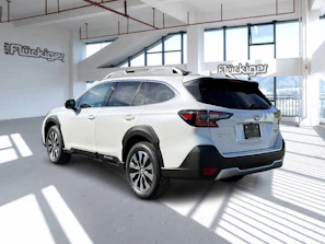 SUBARU OUTBACK 5