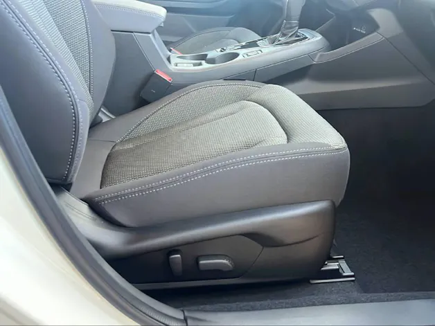 Subaru Crosstrek 2.0i e-Boxer Swiss Plus Model 2026