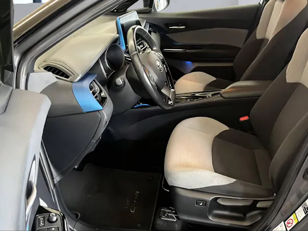 Toyota C-HR 1.2 T Style 4x4 Sport