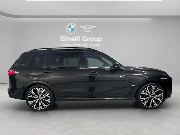 BMW X7 G07 M60i