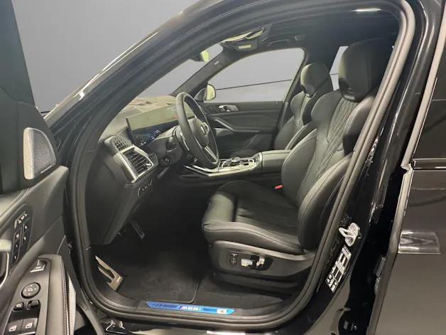 BMW X7 G07 M60i