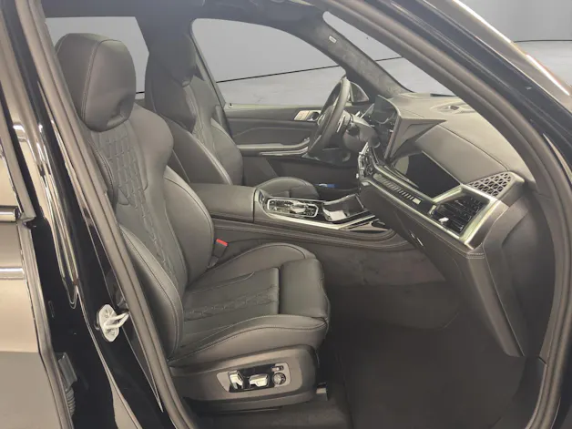 BMW X7 G07 M60i