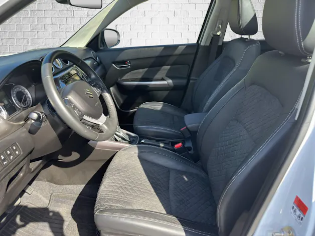 Suzuki Vitara 1.4 T Compact Top Hybrid 4x4